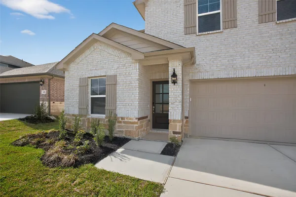 $2,450 | 422 Gram Hill Drive, Montgomery, TX 77316