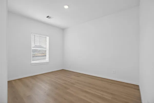 $2,450 | 422 Gram Hill Drive, Montgomery, TX 77316