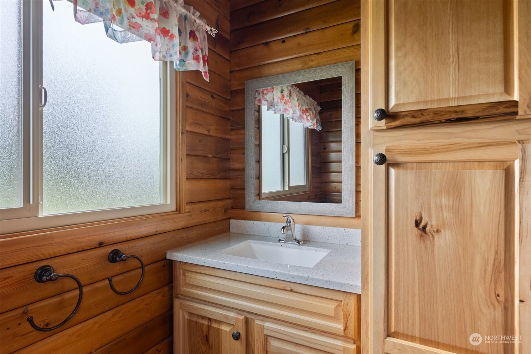 658 Spencer Road Toledo, WA 98591 - Photo 15 of 33 a bathroom with a sink and a mirror