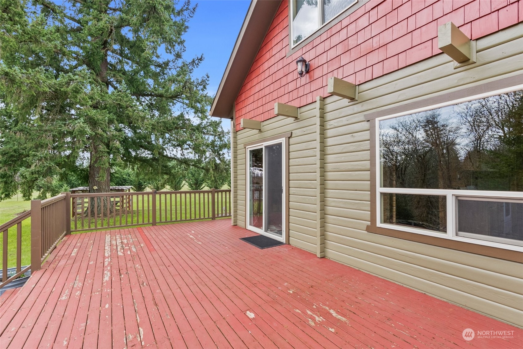 658 Spencer Road Toledo, WA 98591 - Photo 21 of 33 a view of a wooden deck