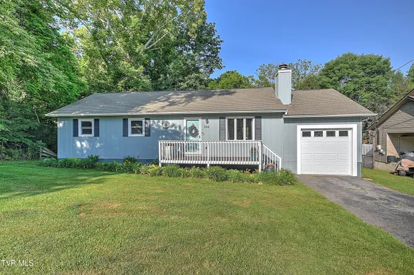 $296,000 | 1144 Sourmash Drive, Kingsport, TN 37660