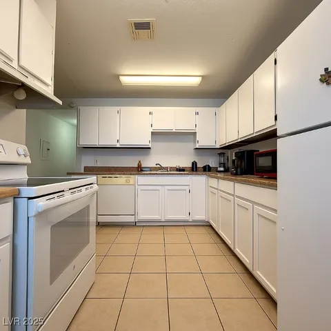 $775,000 | 6217 Yerba Lane, Las Vegas, NV 89108