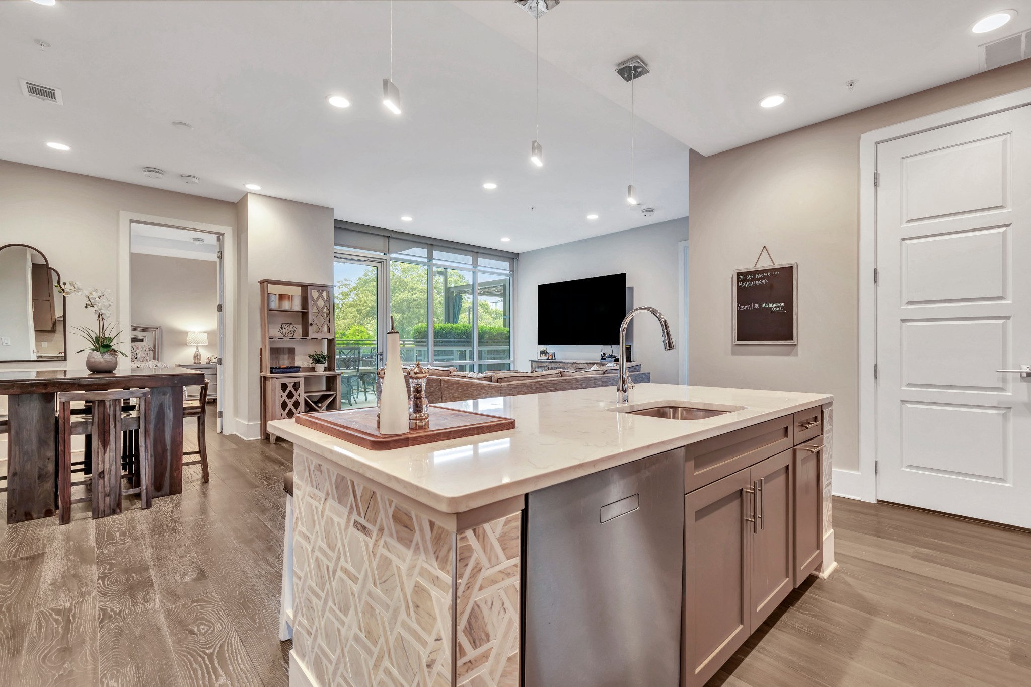 20 Rutledge Street, Unit 106 Nashville, TN 37210 - Photo 4 of 54 Gallery Image 4