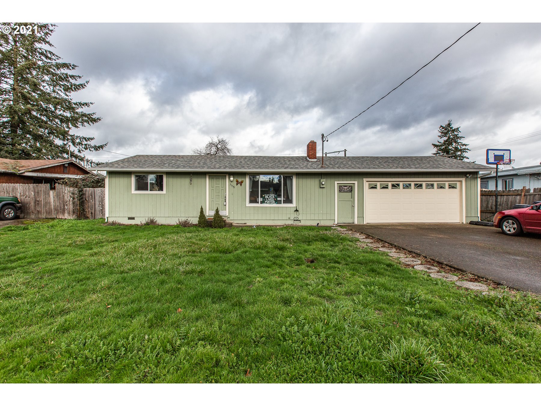 5158 F Street Springfield, OR 97478 - Photo 2 of 25