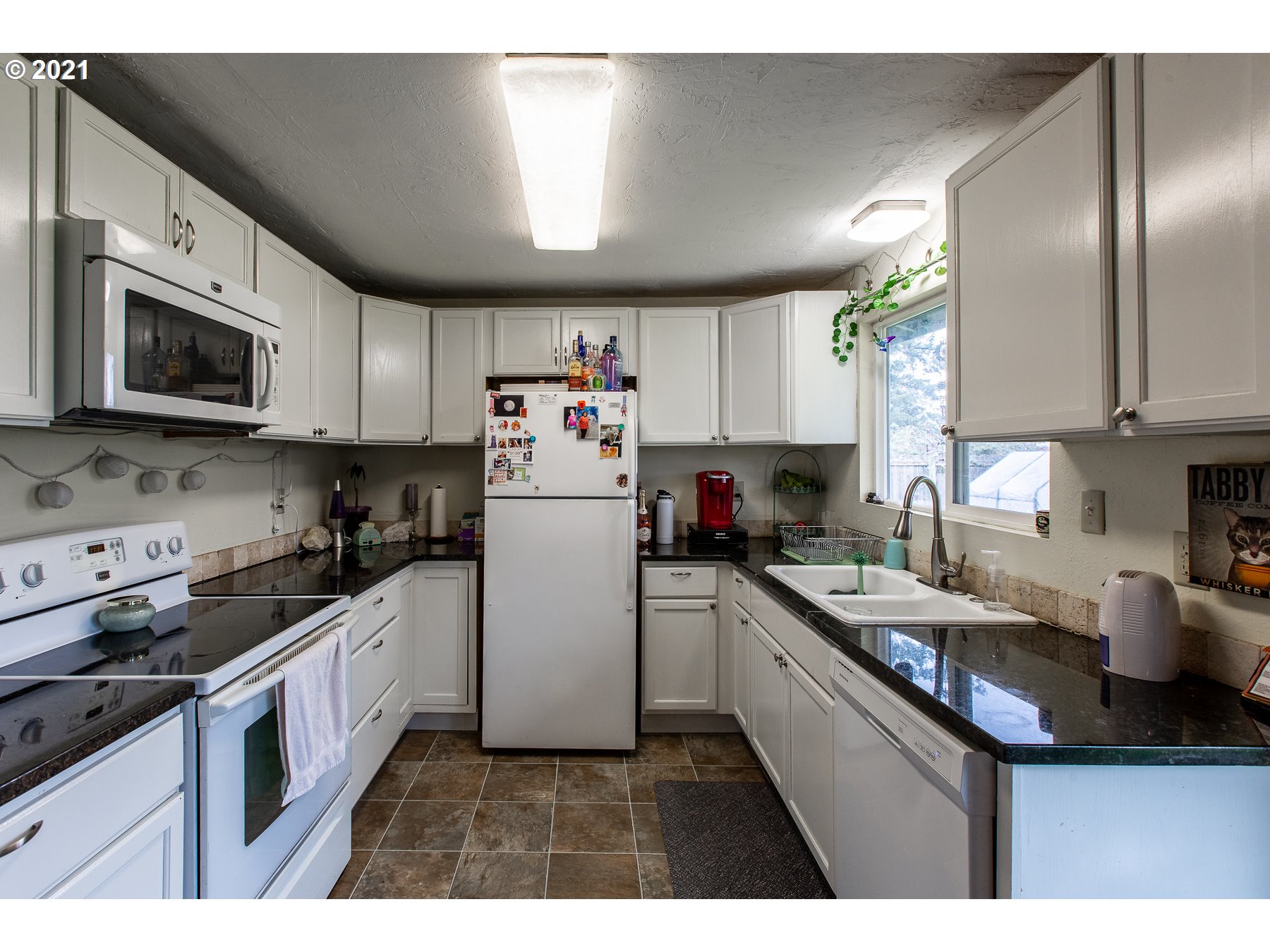 5158 F Street Springfield, OR 97478 - Photo 12 of 25