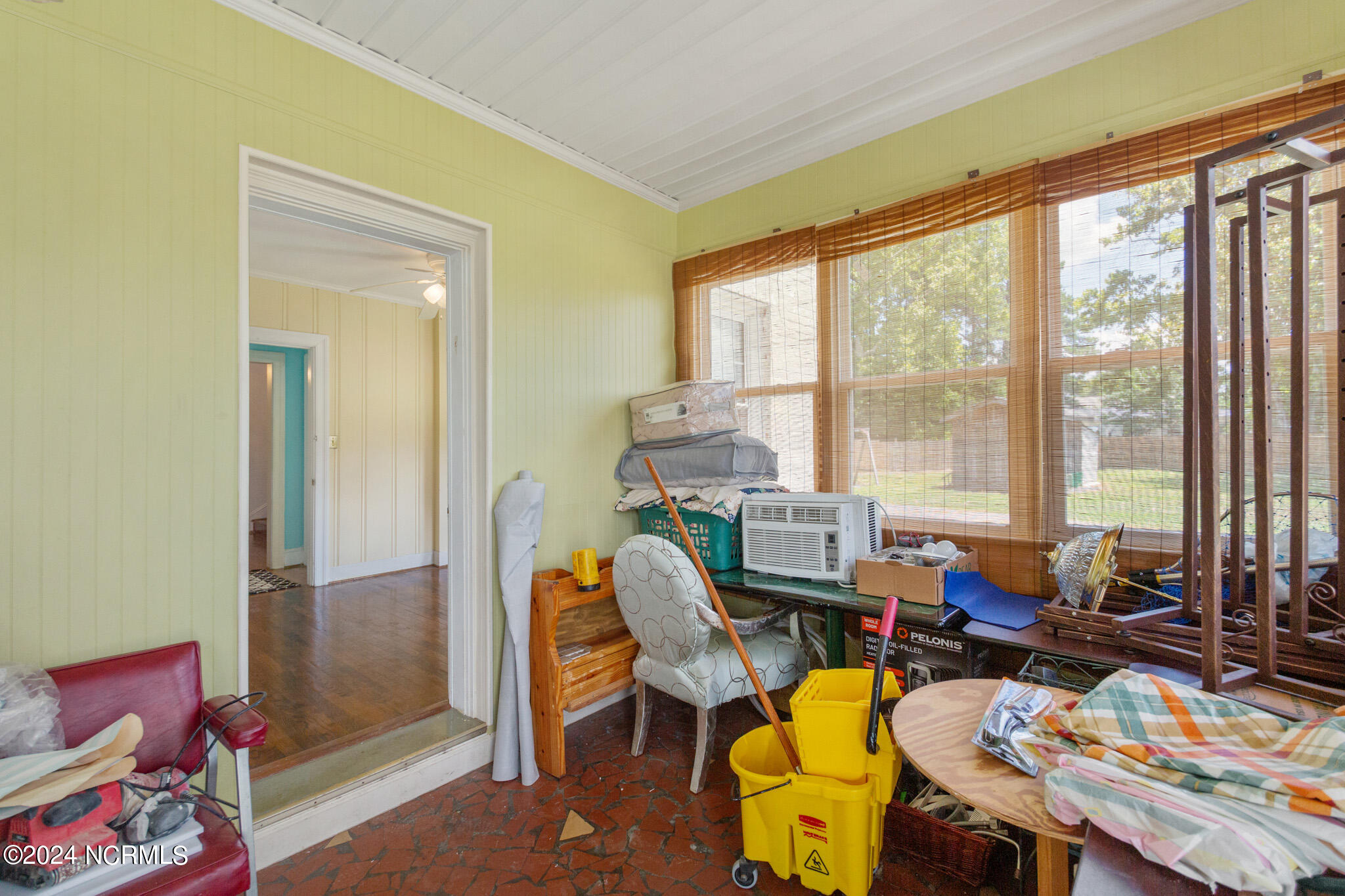 805 W Road Kinston, NC 28501 - Photo 41 of 41 int (33)