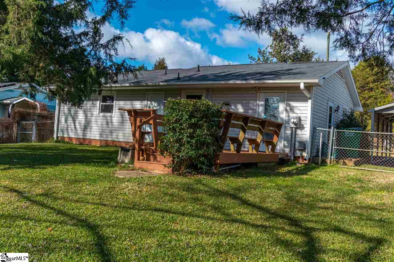 226 Wingo Road Wellford, SC 29385 - Photo 14 of 30 Gallery Image 14