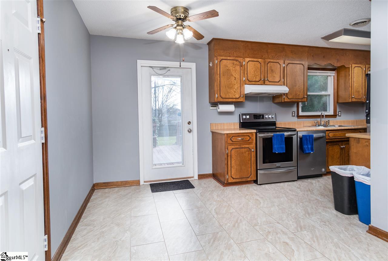 226 Wingo Road Wellford, SC 29385 - Photo 21 of 30 Gallery Image 21