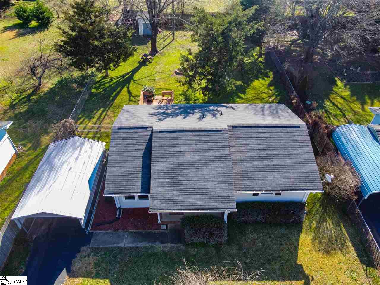 226 Wingo Road Wellford, SC 29385 - Photo 4 of 30 Gallery Image 4