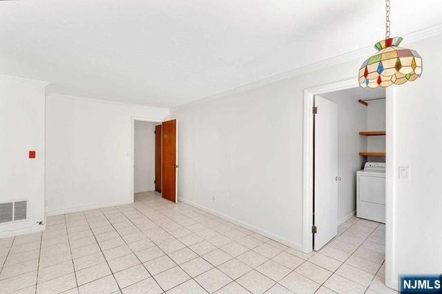 516 Knickerbocker Road Cresskill, NJ 07626 - Photo 5 of 31 a view of an entryway with wooden floor