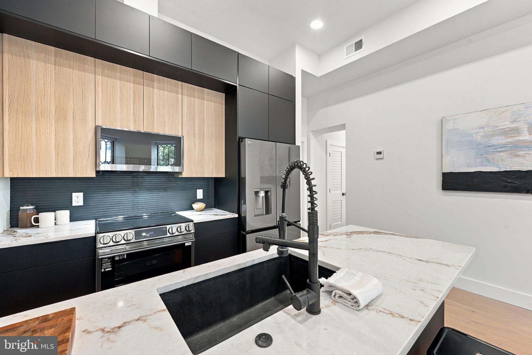 807 A Street Northeast, Unit 101 Washington, DC 20002 - Photo 9 of 26 Gallery Image 9