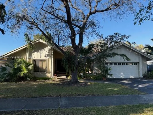 $689,000 | 14241 Southwest 106th Terrace, Miami, FL 33186