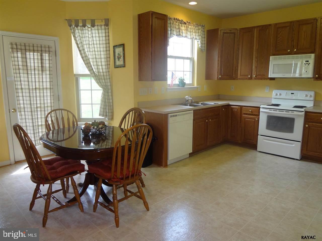 15 Delawares Ridge Gettysburg, PA 17325 - Photo 10 of 34 Gallery Image 10