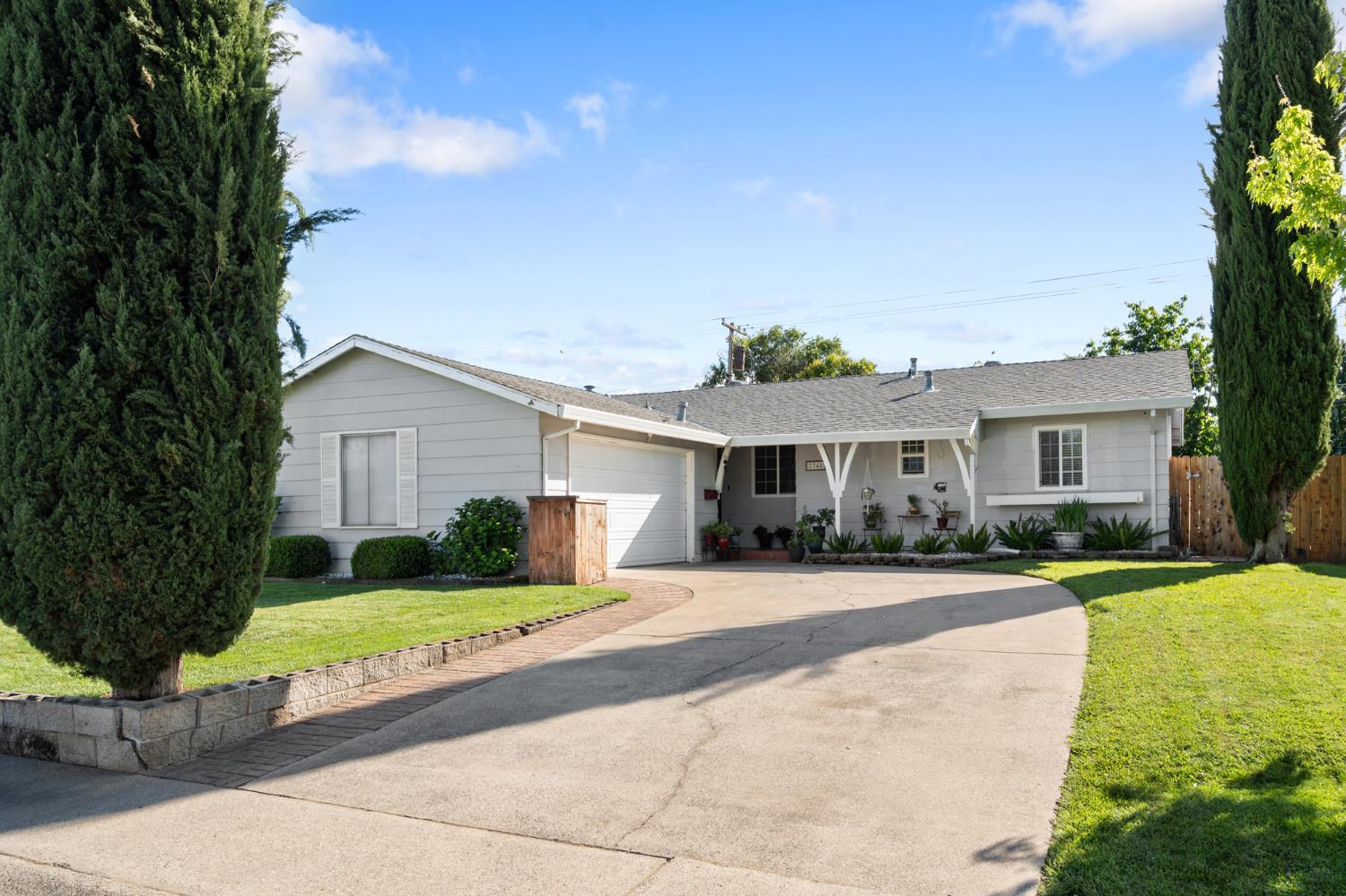 2348 Pinturo Way Rancho Cordova, CA 95670 - Photo 1 of 1 Gallery Image 1