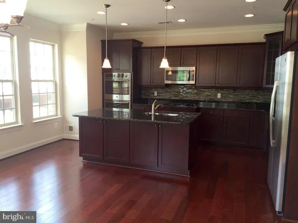 $950,000 | 715 River Mist Drive, Unit 177, Oxon Hill, MD 20745