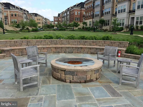 $950,000 | 715 River Mist Drive, Unit 177, Oxon Hill, MD 20745