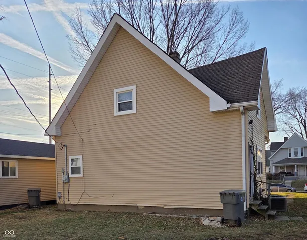 $999 | 2805 Unit 2 Boulevard Place, Indianapolis, IN 46208