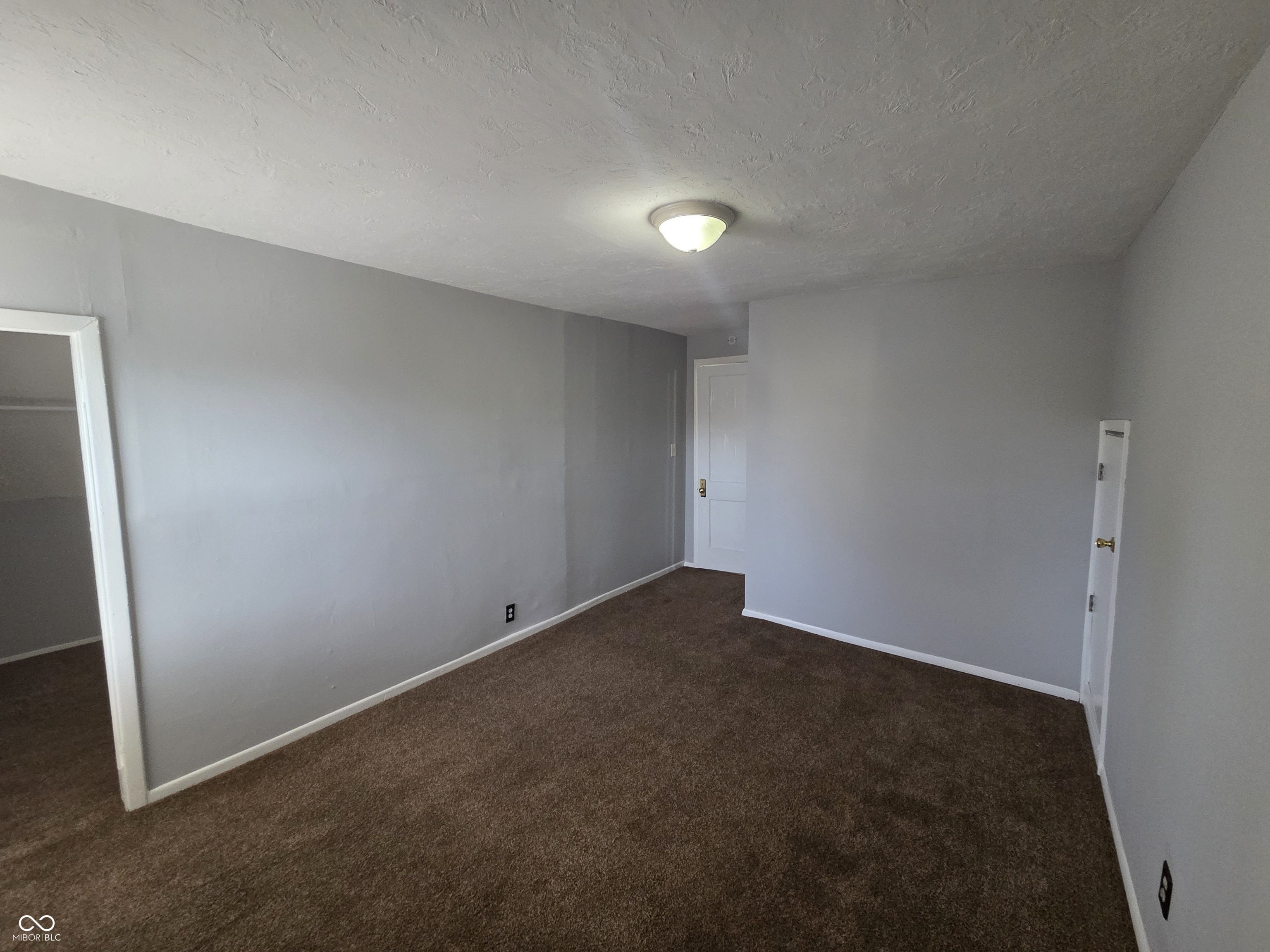 2805 Unit 2 Boulevard Place Indianapolis, IN 46208 - Photo 6 of 11