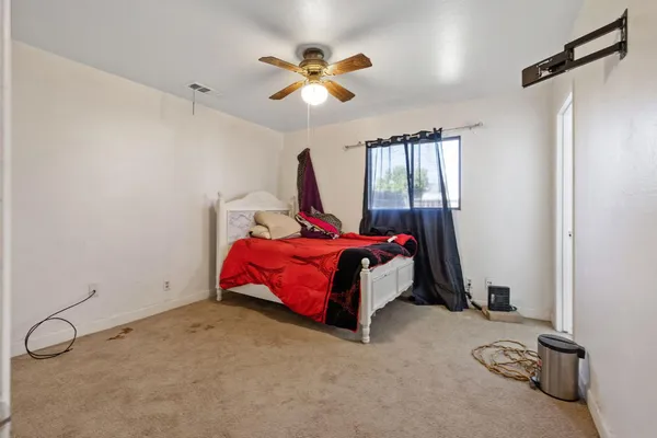 $315,000 | 10840 Beverly Drive, Hanford, CA 93230