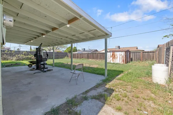 $315,000 | 10840 Beverly Drive, Hanford, CA 93230