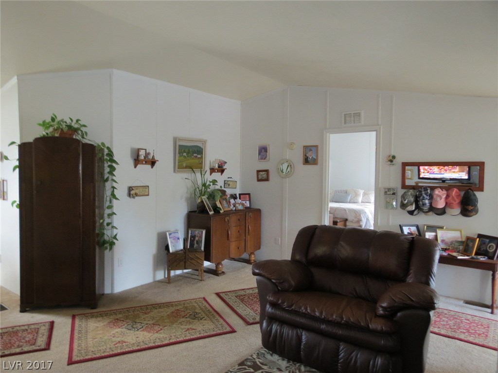 2880 West Gamebird Road Pahrump, NV 89048 - Photo 11 of 35 Gallery Image 11
