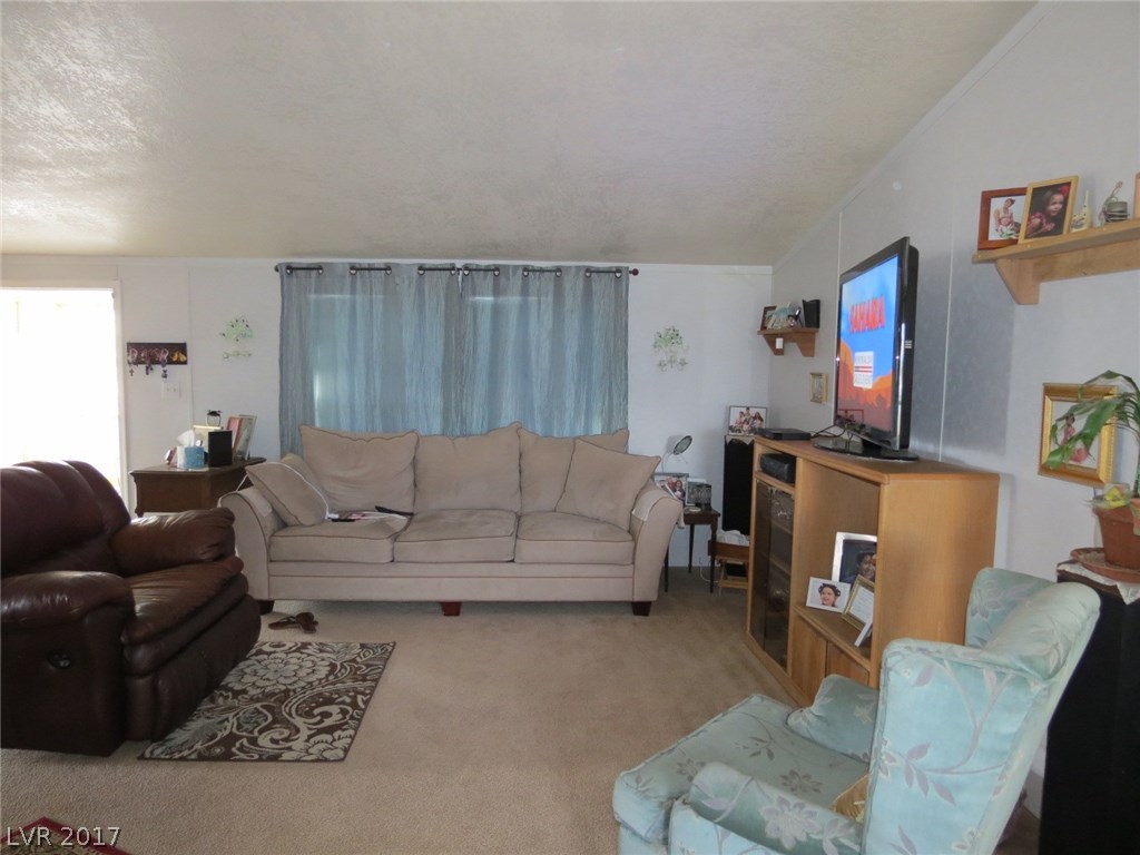 2880 West Gamebird Road Pahrump, NV 89048 - Photo 9 of 35 Gallery Image 9
