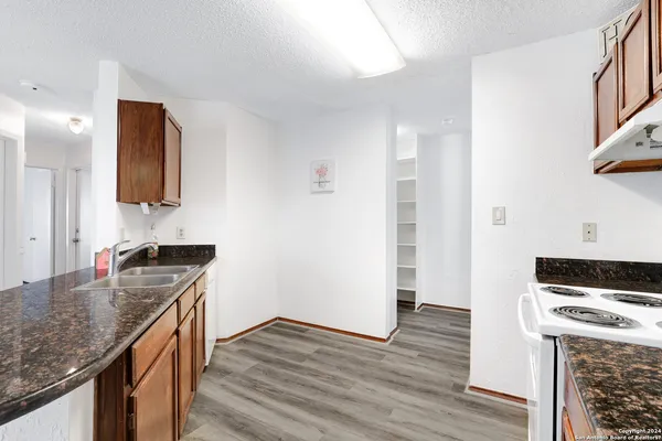 $1,745 | 6943 Sunshine Tree Drive, San Antonio, TX 78249