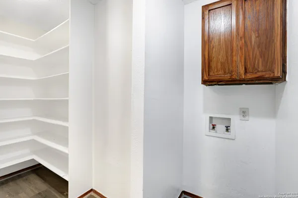 $1,745 | 6943 Sunshine Tree Drive, San Antonio, TX 78249