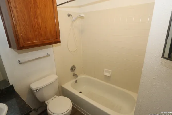 $1,745 | 6943 Sunshine Tree Drive, San Antonio, TX 78249