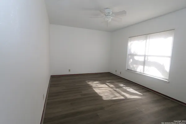 $1,745 | 6943 Sunshine Tree Drive, San Antonio, TX 78249