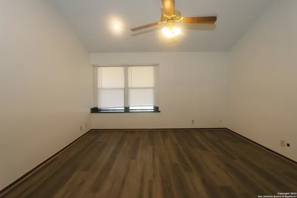 $1,745 | 6943 Sunshine Tree Drive, San Antonio, TX 78249