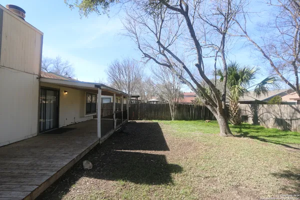 $1,745 | 6943 Sunshine Tree Drive, San Antonio, TX 78249