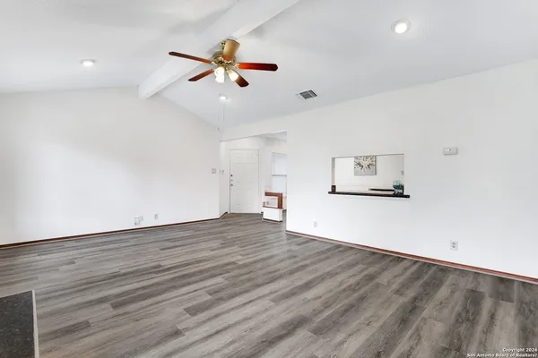 $1,745 | 6943 Sunshine Tree Drive, San Antonio, TX 78249