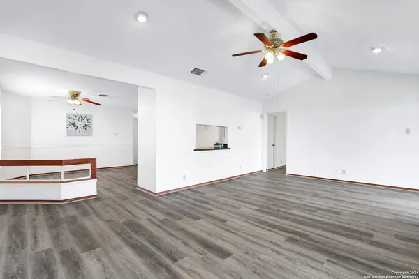 $1,745 | 6943 Sunshine Tree Drive, San Antonio, TX 78249