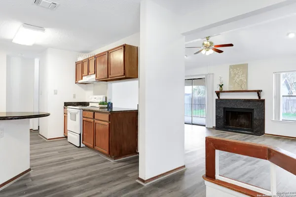 $1,745 | 6943 Sunshine Tree Drive, San Antonio, TX 78249