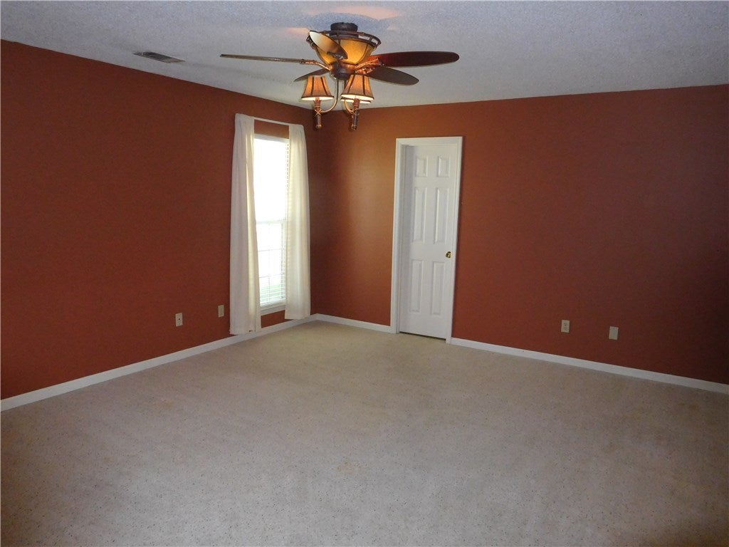 307 Beehive Road Auburn, AL 36830 - Photo 9 of 21 Gallery Image 9