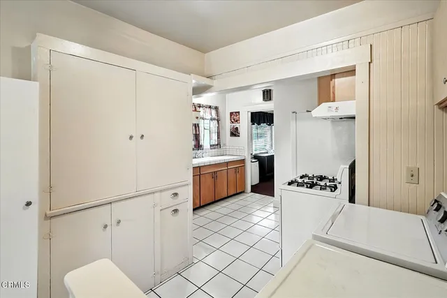 $1,175,000 | 1954 Garfield Avenue, Pasadena, CA 91104