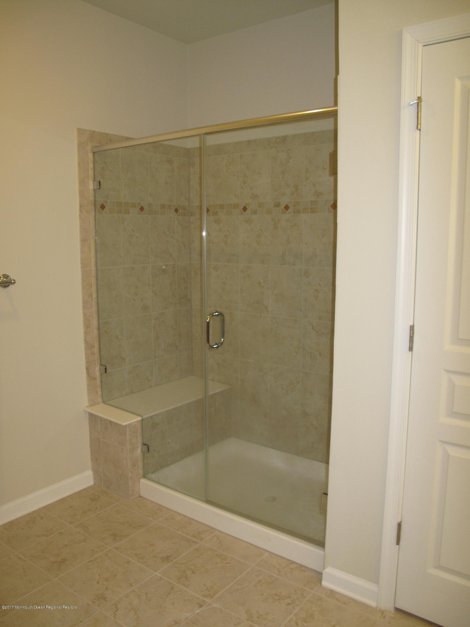 2201 River Road, Unit 4304 Point Pleasant, NJ 08742 - Photo 16 of 30 a bathroom with a shower