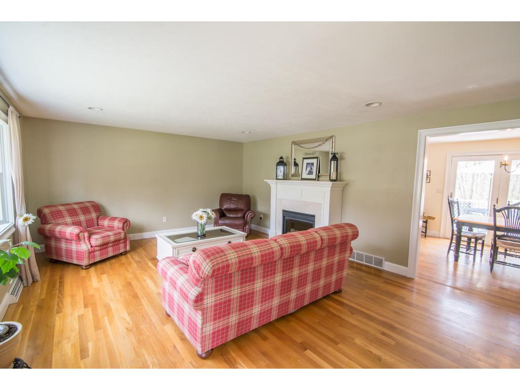 26 Walker Road Atkinson, NH 03811 - Photo 11 of 34