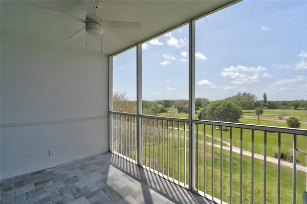 $2,100 | 3050 North Palm Aire Drive, Unit 505, Pompano Beach, FL 33069