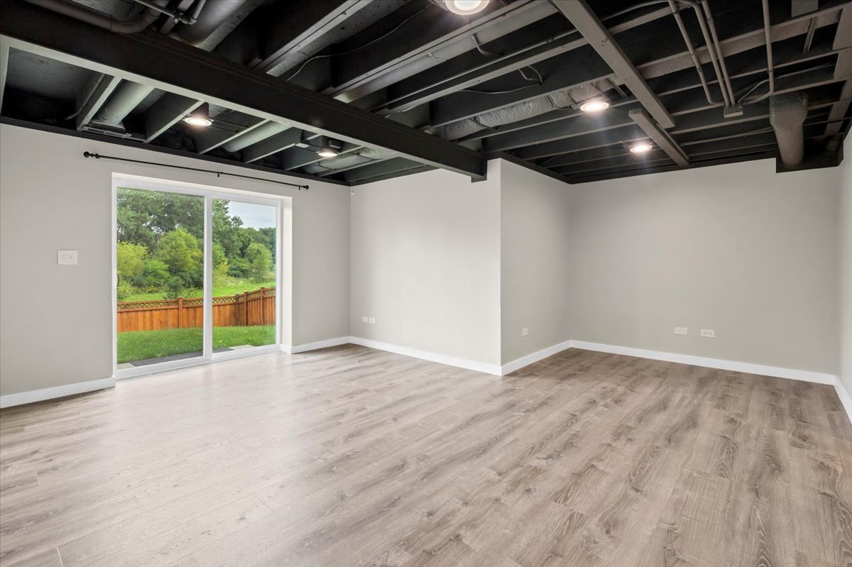 340 Hamilton Road St. Charles, IL 60175 - Photo 9 of 39 Gallery Image 9