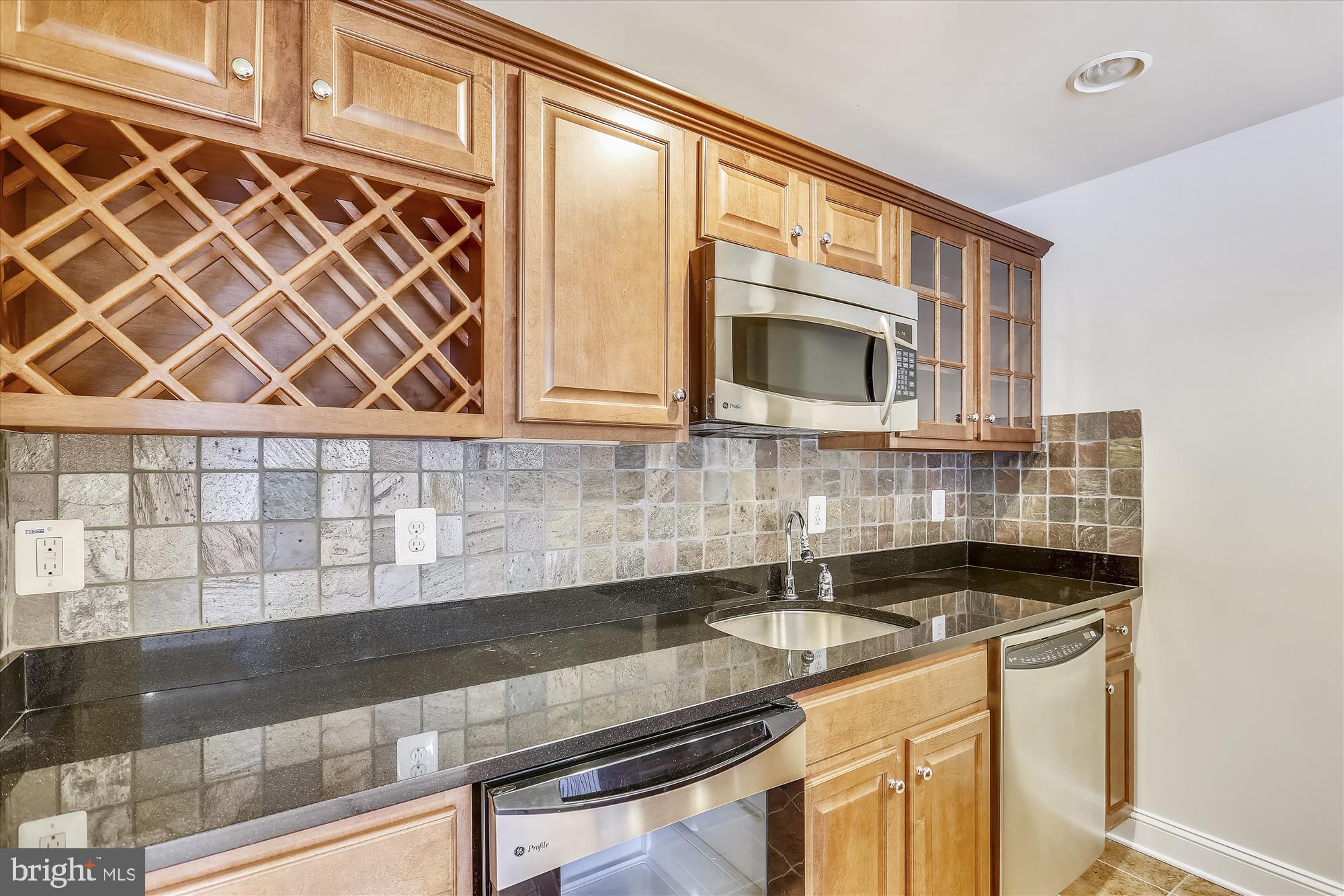 4826 Chichester House Road Olney, MD 20832 - Photo 62 of 97 Great Bar/Kitchenette
