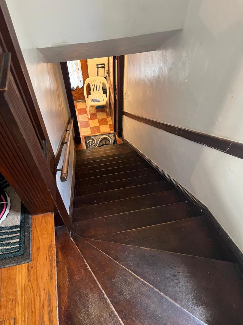 1033 North Ridgeway Avenue Chicago, IL 60651 - Photo 11 of 15 Gallery Image 11