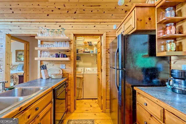 $549,000 | 331 Black Bear Den Road, Clayton, GA 30525