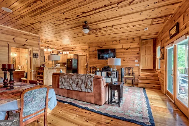 $549,000 | 331 Black Bear Den Road, Clayton, GA 30525