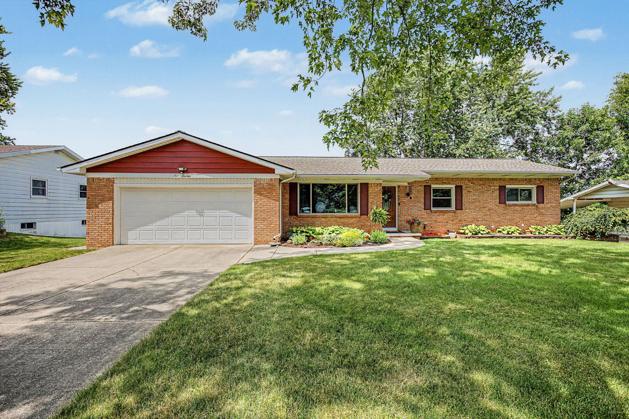 513 Stone Ridge Drive Lansing, MI 48917 - Photo 1 of 45 Front