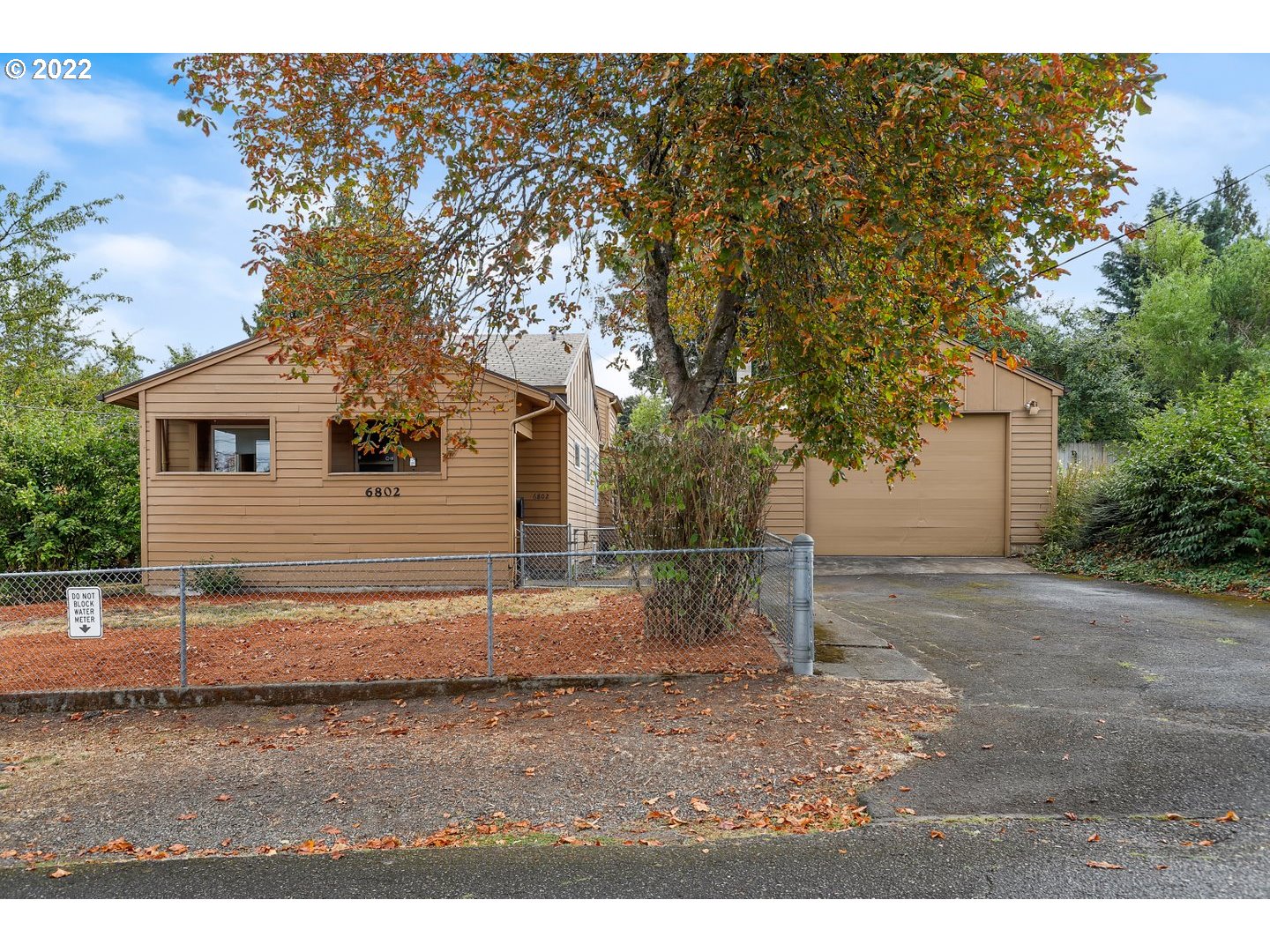 6802 Southwest 33rd Place Portland, OR 97219 - Photo 1 of 29 Gallery Image 1