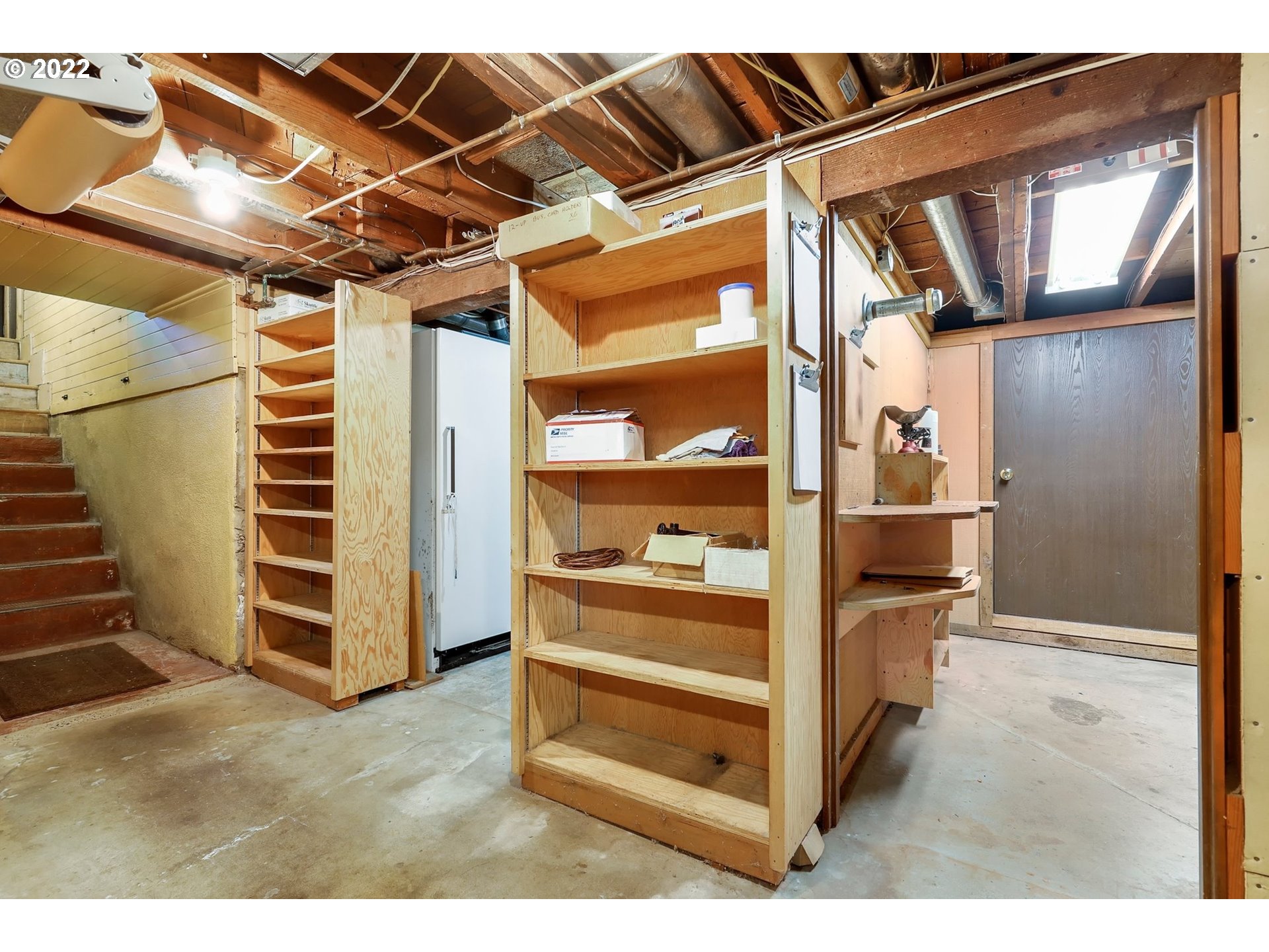 6802 Southwest 33rd Place Portland, OR 97219 - Photo 22 of 29 Gallery Image 22