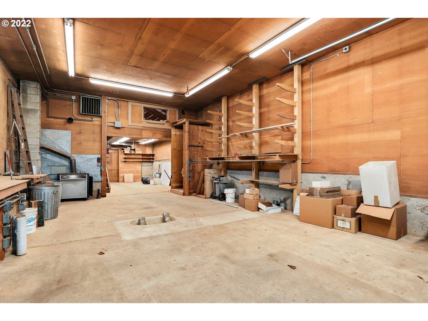 6802 Southwest 33rd Place Portland, OR 97219 - Photo 28 of 29 Gallery Image 28