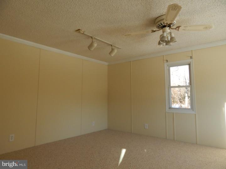 165 Broadlane Road Williamstown, NJ 08094 - Photo 8 of 25 Gallery Image 8